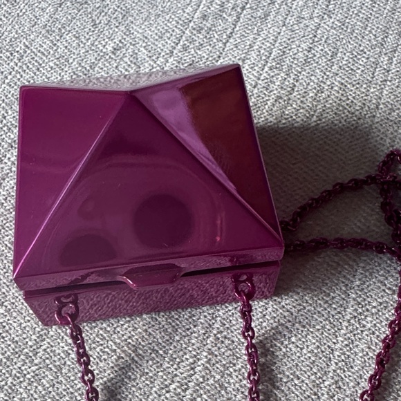 Valentino Garavani Amethyst-Toned Necklace - Picture 9 of 14